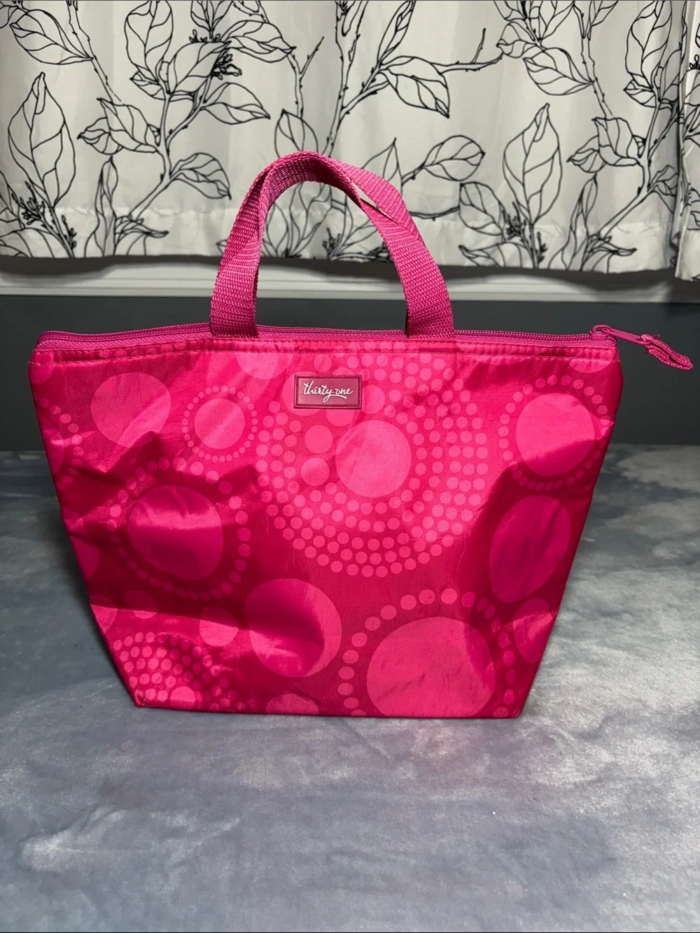 thirty-one Pink Circle-Print Lunch or Beach Snack Tote